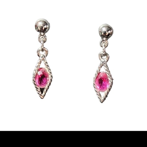 Sarah Coventry Silvertone Pink Crystal Necklace & Earrings Set - Picture 6 of 11
